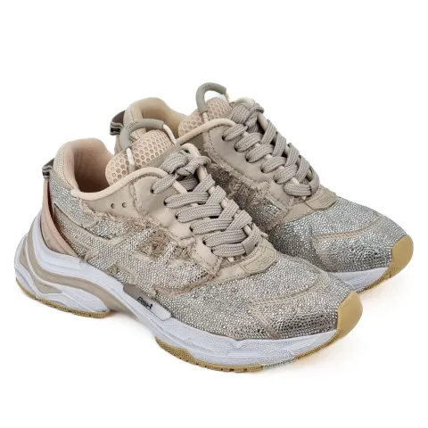 Кроссовки женские