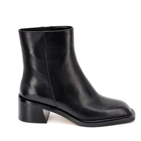 Ботинки женские