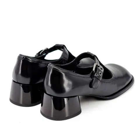 Туфли женские