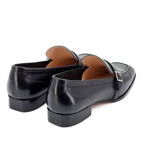 Лоферы женские