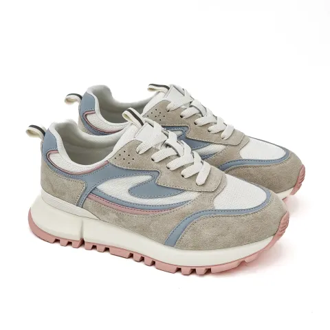 Кроссовки женские