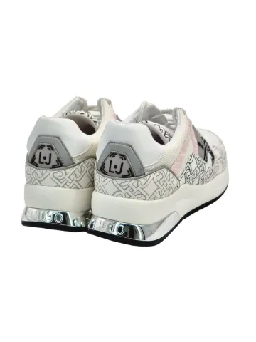 Кроссовки женские