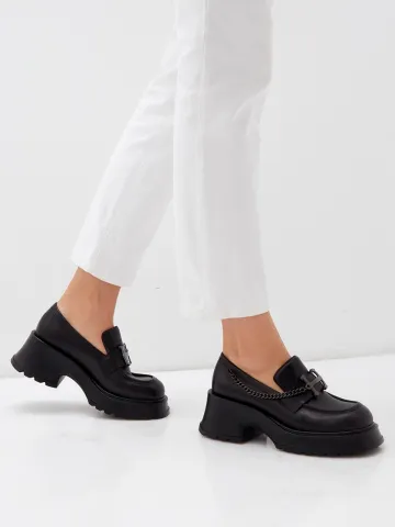 Лоферы женские