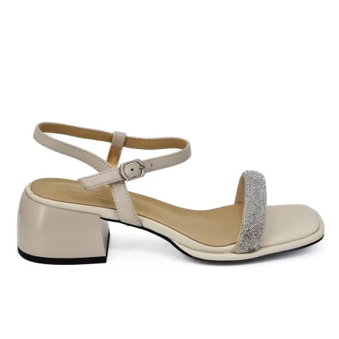 Босоножки женские