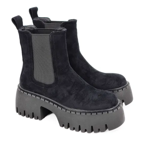 Ботинки женские