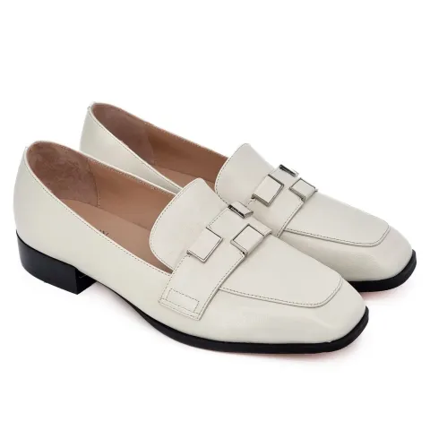 Лоферы женские