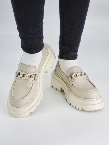 Лоферы женские