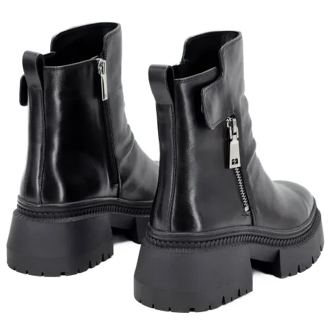 Ботинки женские