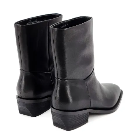 Казаки женские