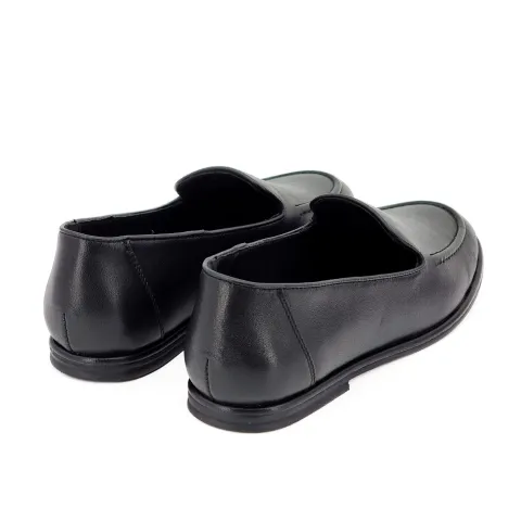 Лоферы женские