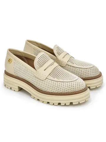 Лоферы женские