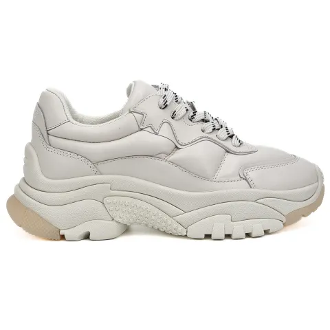 Кроссовки женские