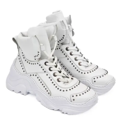 Кроссовки женские