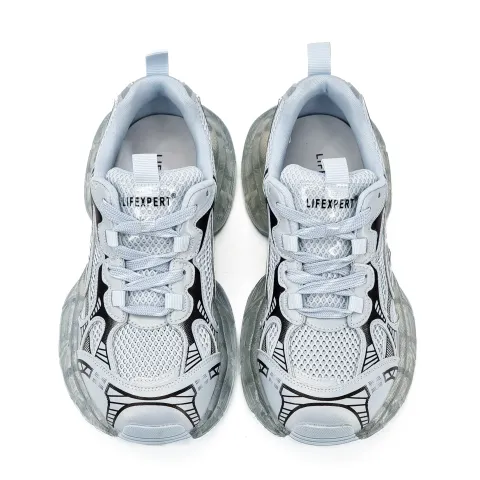 Кроссовки женские