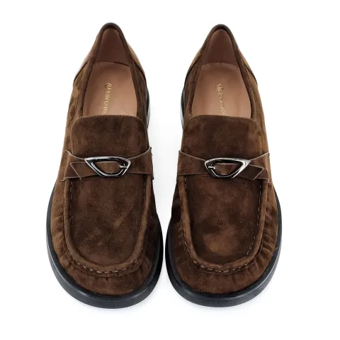 Лоферы женские