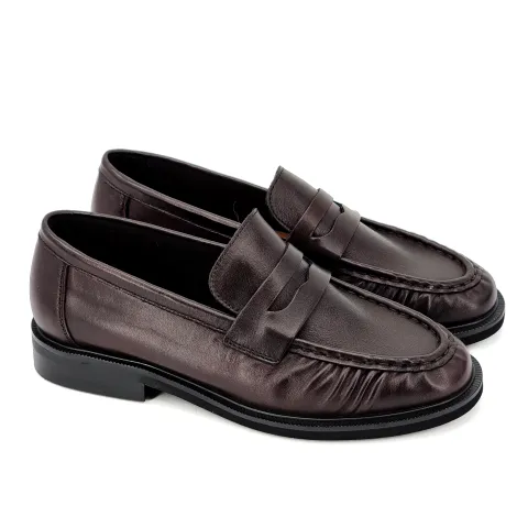 Лоферы женские