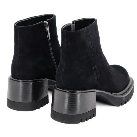 Ботинки женские