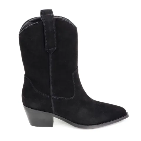 Казаки женские