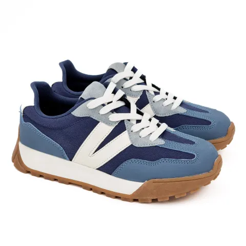 Кроссовки женские