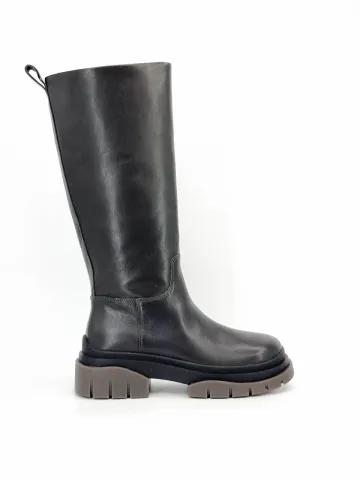 Сапоги женские