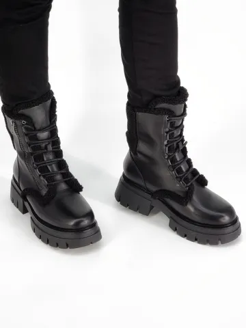 Ботинки женские