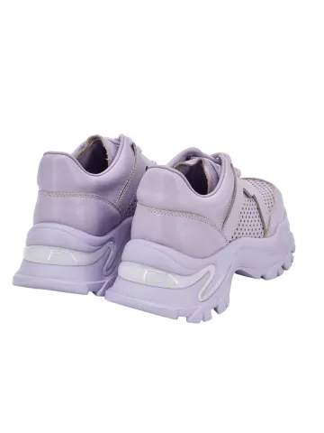 Кроссовки женские