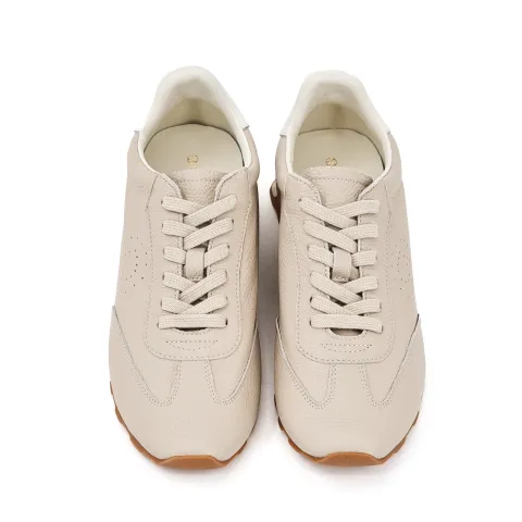 Кроссовки женские