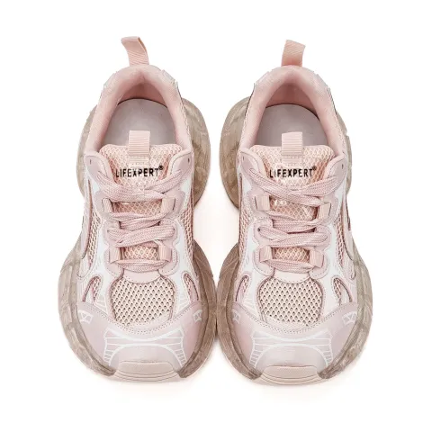 Кроссовки женские