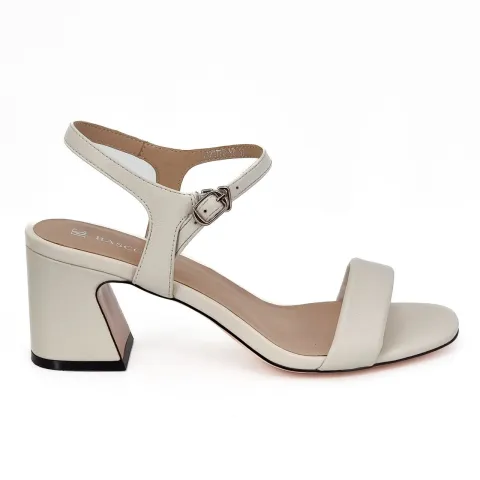 Босоножки женские