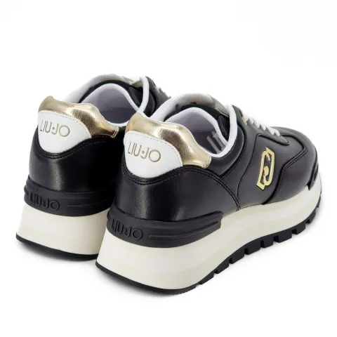 Кроссовки женские