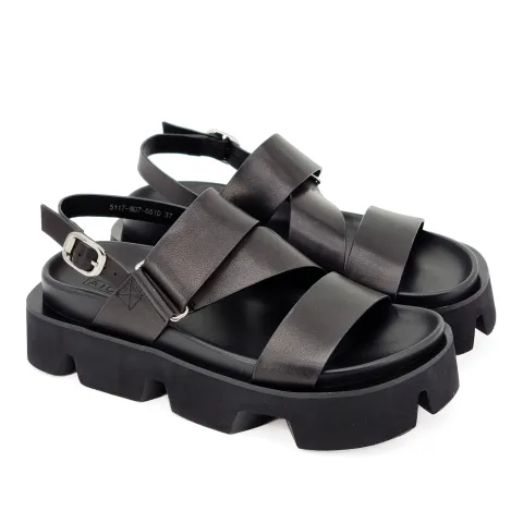 Сандалии женские