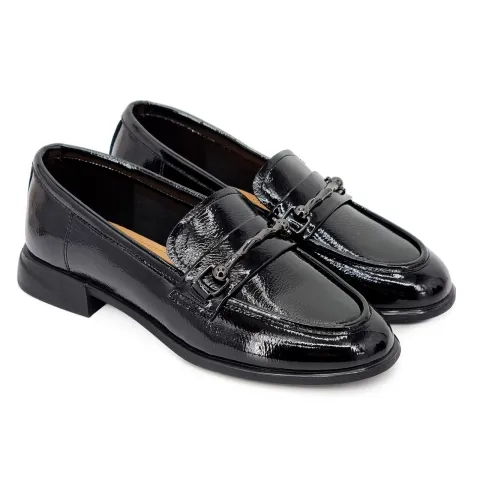 Лоферы женские