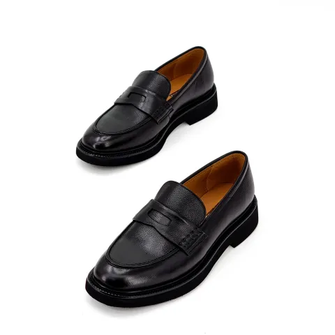 Лоферы женские