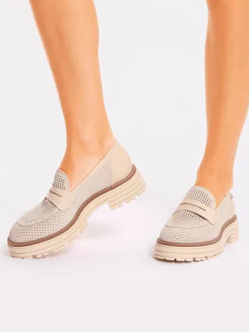 Лоферы женские