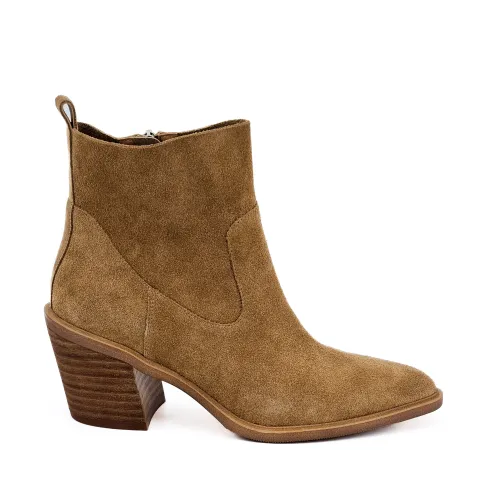 Казаки женские