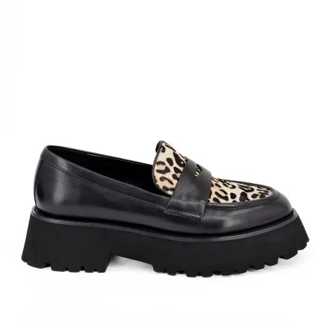 Лоферы женские