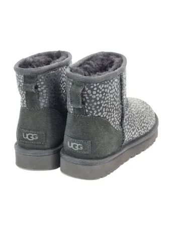 Уги женские