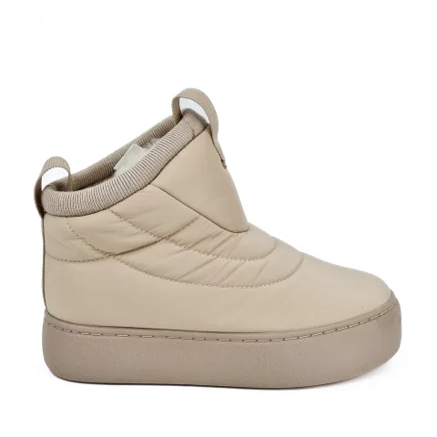 Дутики женские