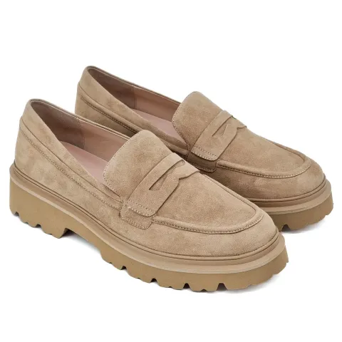 Лоферы женские