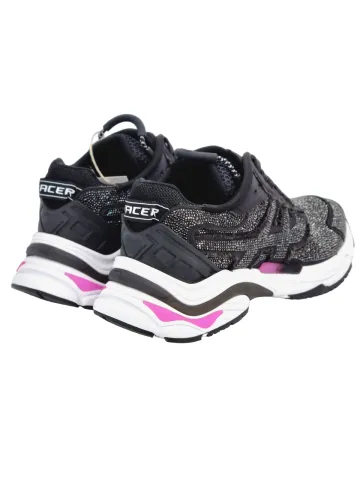 Кроссовки женские