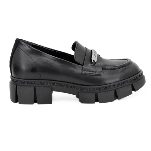 Лоферы женские