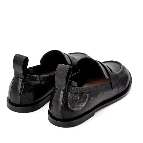 Лоферы женские