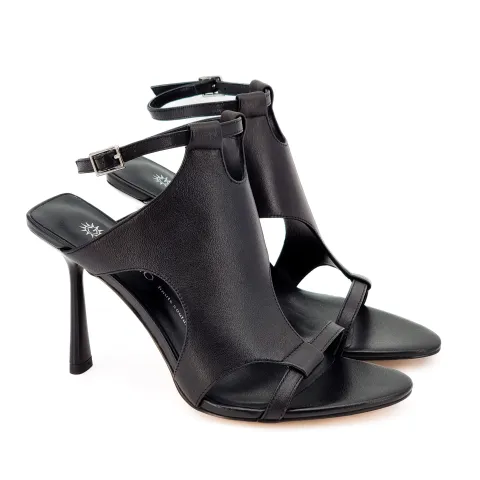 Босоножки женские