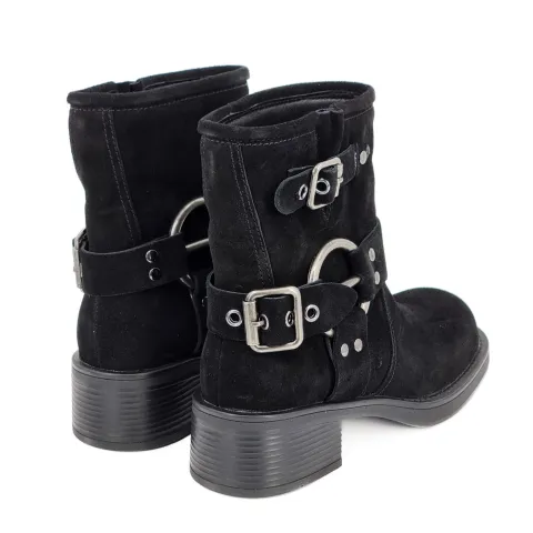 Ботинки женские