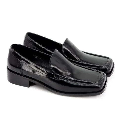 Лоферы женские