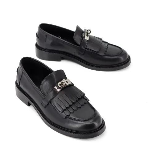 Лоферы женские