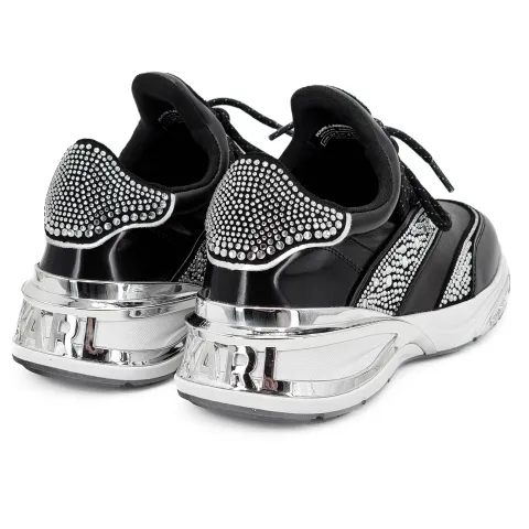 Кроссовки женские