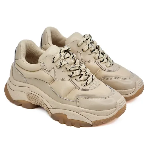 Кроссовки женские