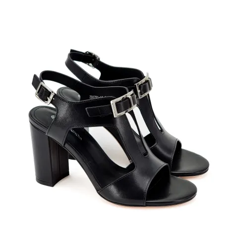 Босоножки женские