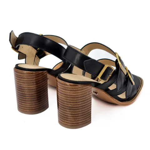 Босоножки женские